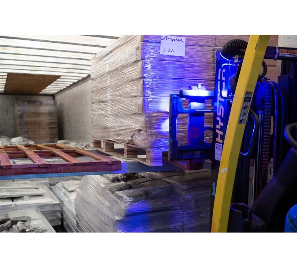 Beams E Decking/Shoring Cargo Aluminum Trailers, Tie-Down for Trucks, (4 Adjustable 92"- 103" Load with E-Track Track Vans, | Pack) Enclosed Bars The Lock System