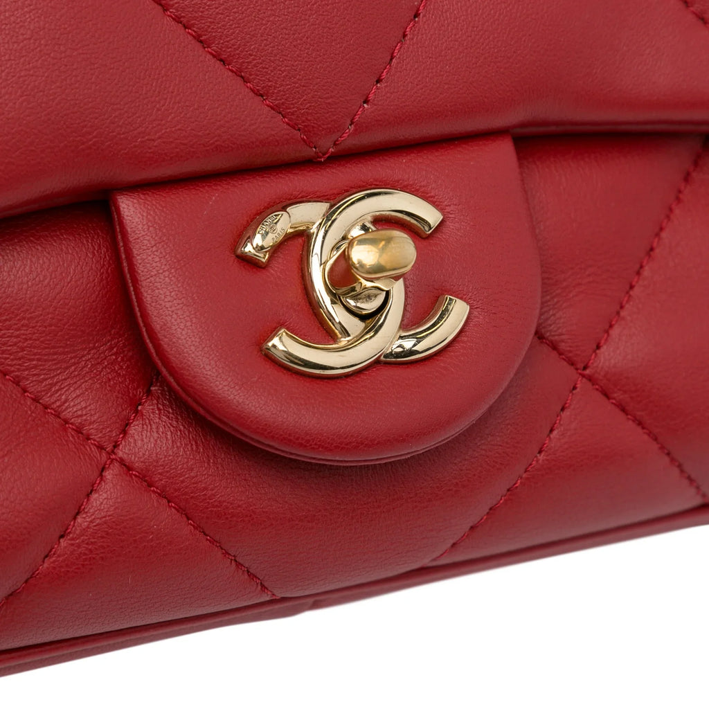 Carry Satchel Easy Unisex Pre-Owned Chanel (Good) Authenticated Lambskin Red Small Flap Leather Bag
