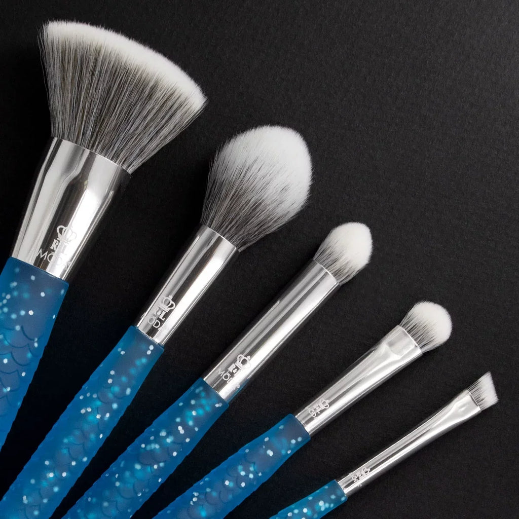 Blue Includes 6pc Crease Set, Moda Makeup Shader, Mythical Brush Makeup and Fire Brushes Accentuate, Brush Small
