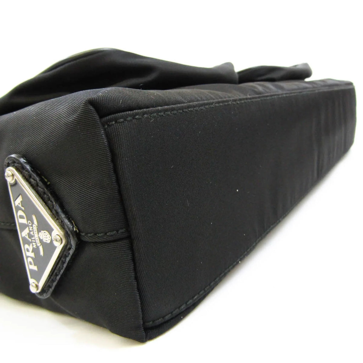 Shoulder Leather,Nylon Bag Prada Black Pre-Owned Women,Men (Good)