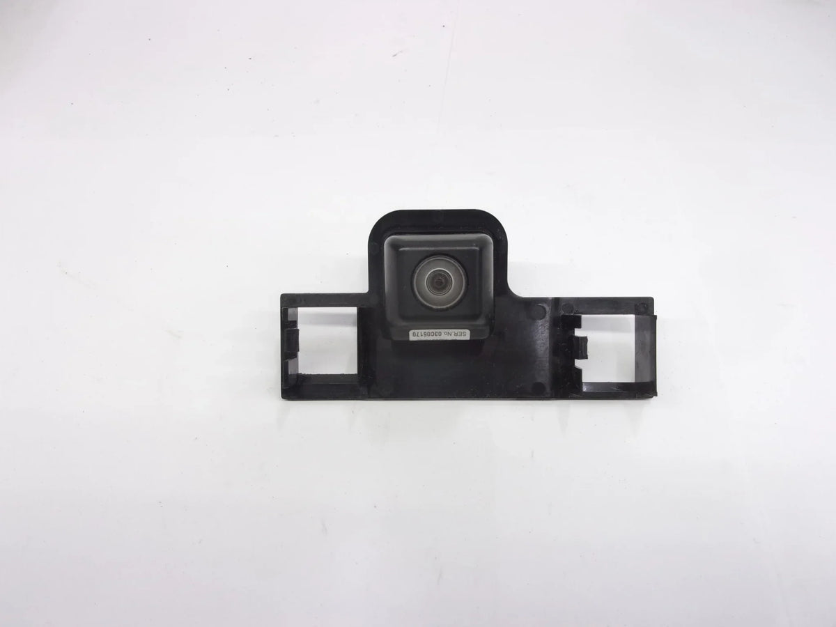 OEM Rear 2011-2012 View Pre-Owned ID Sienna Toyota 86790-45030 Camera Backup (Good)