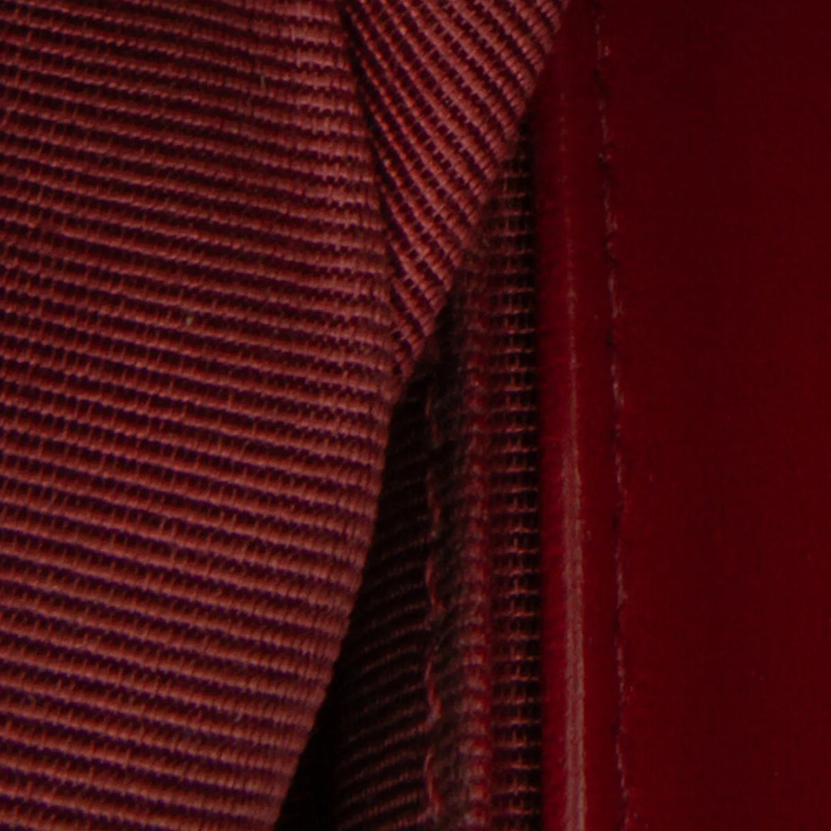 Boy Medium (Good) Bag Authenticated Crossbody Red Bag Pre-Owned Chanel Unisex Flap Leather Lambskin